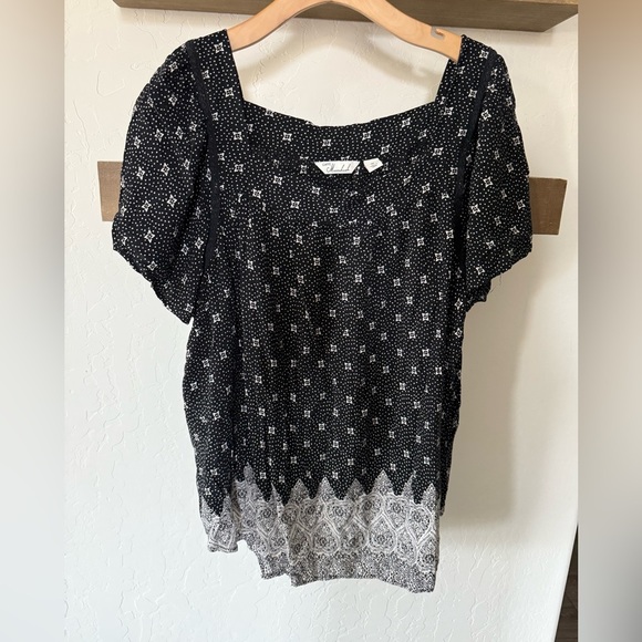 Caffe Marrahesh|Boho black & white floral polka dot short sleeve blouse,flowy••• - Picture 4 of 10